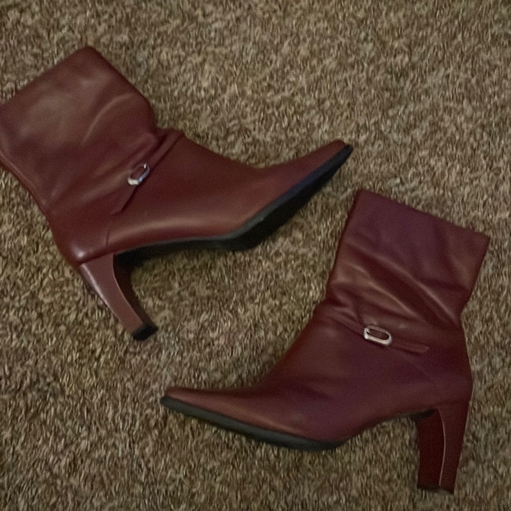 Leather boots